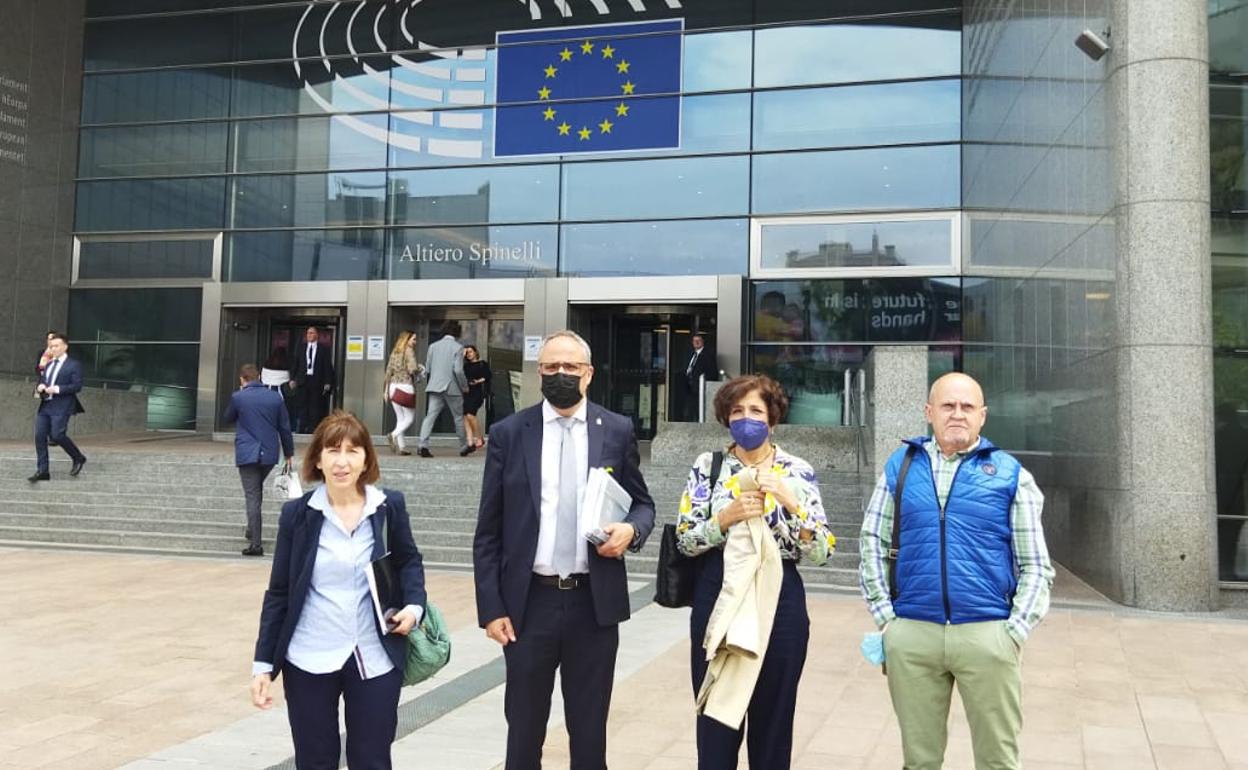 El alcalde de Ponferrada, Olegario Ramón en Bruselas. 