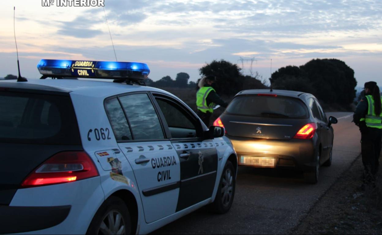 Los detenidos regresaban a Asturias, donde residían, cuando fueron interceptados.