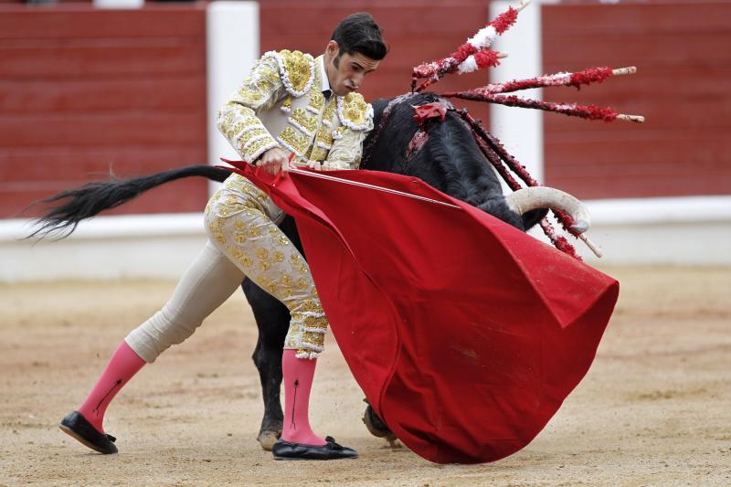 Fotos: Cartel de la Feria de San Juan y San Pedro