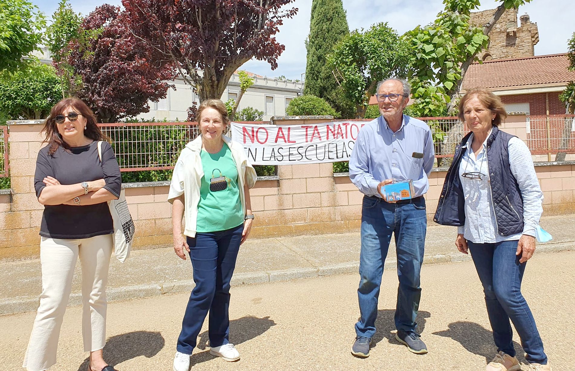 La localidad leonesa de Quintana del Marco puede cambiar su escuela por un tanatorio.