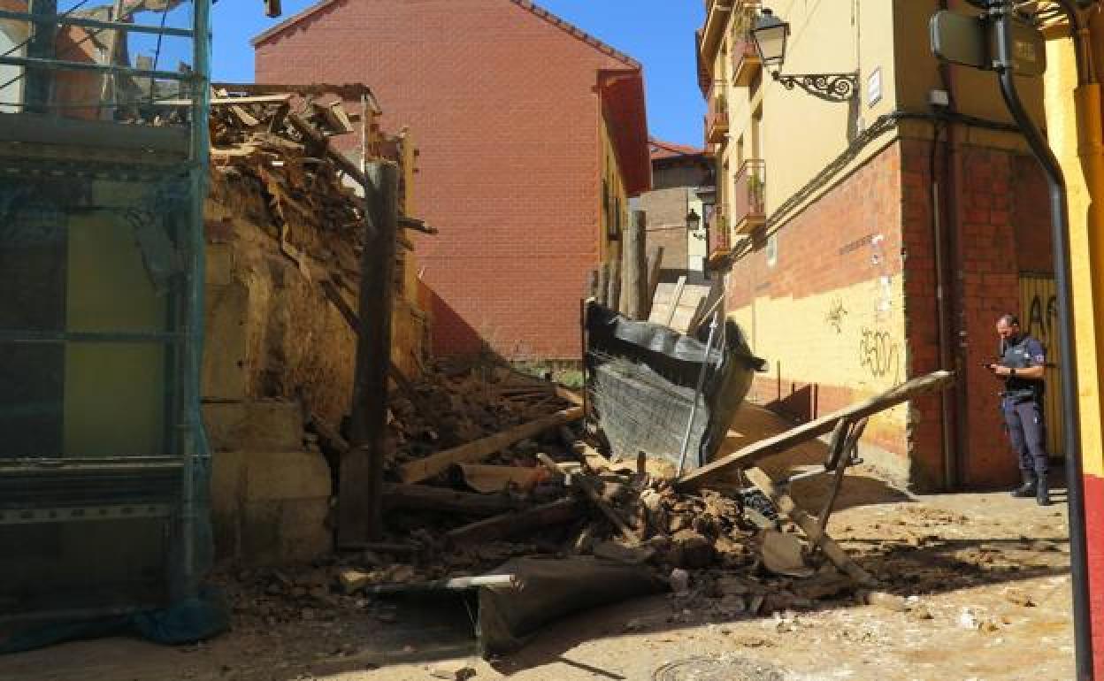 Izquierda Unida León local se suma a la denuncia del «corte ilegal» de la calle Trastámara