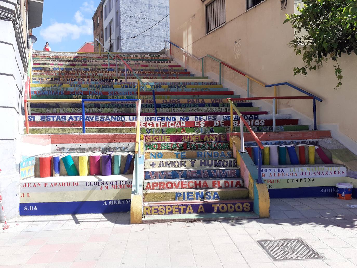 La escalera de colores de Álvaro López Nuñez renueva su imagen