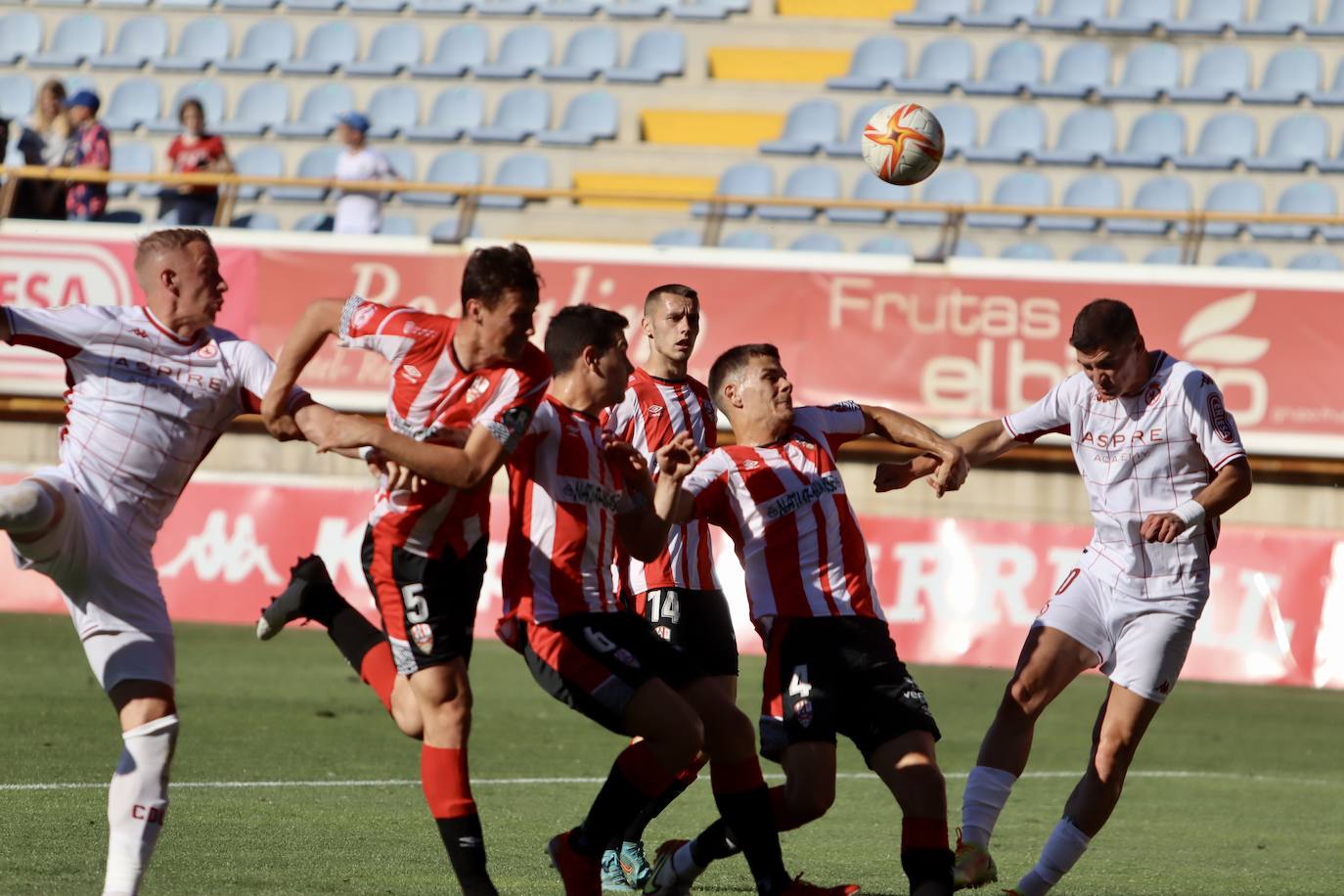 La Cultural ha disputado la última jornada ante la UD Logroñés sin nada en juego para los de Curro Torres.