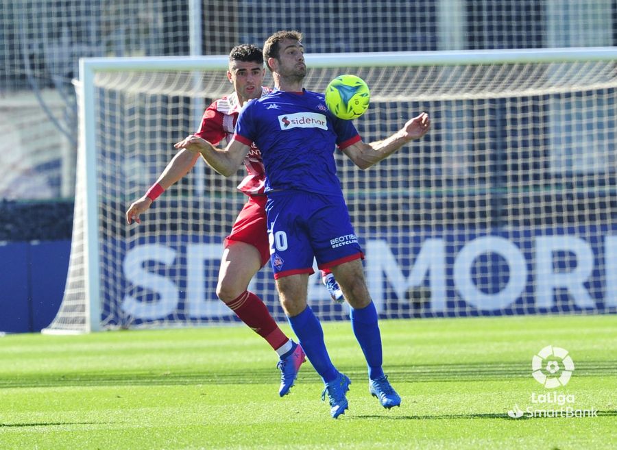 La visita a Lezama ha sido el cierre de temporada para una Deportiva que ha soñado con el playoff y que despide a su entrenador más exitoso, Jon Pérez Bolo