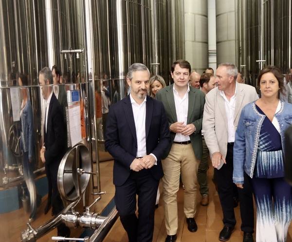 El presidente de la Junta de Castilla y León, en Jaén apoyando la candidatura popular. 