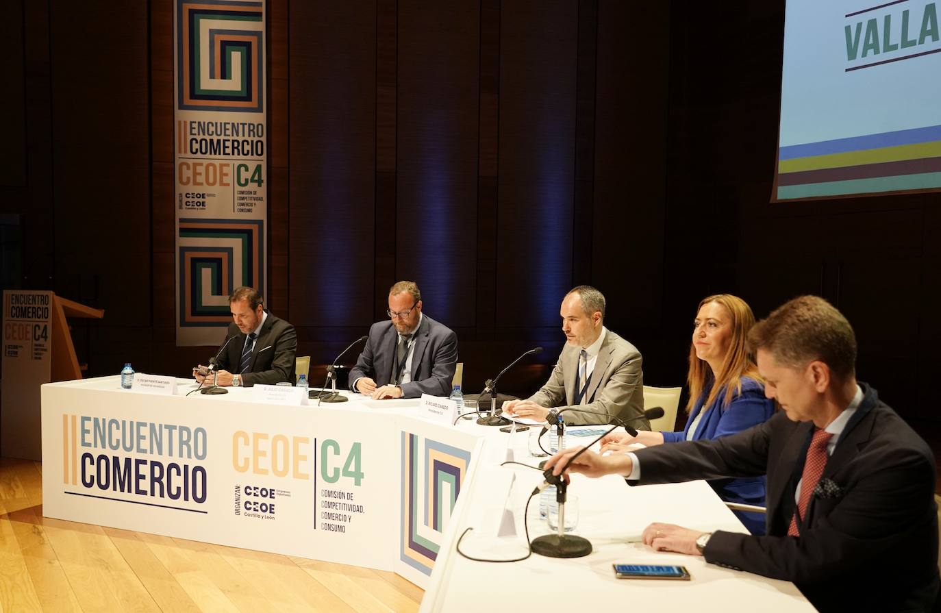 Imagenes del II Encuentro del Comercio C4-CEOE. 