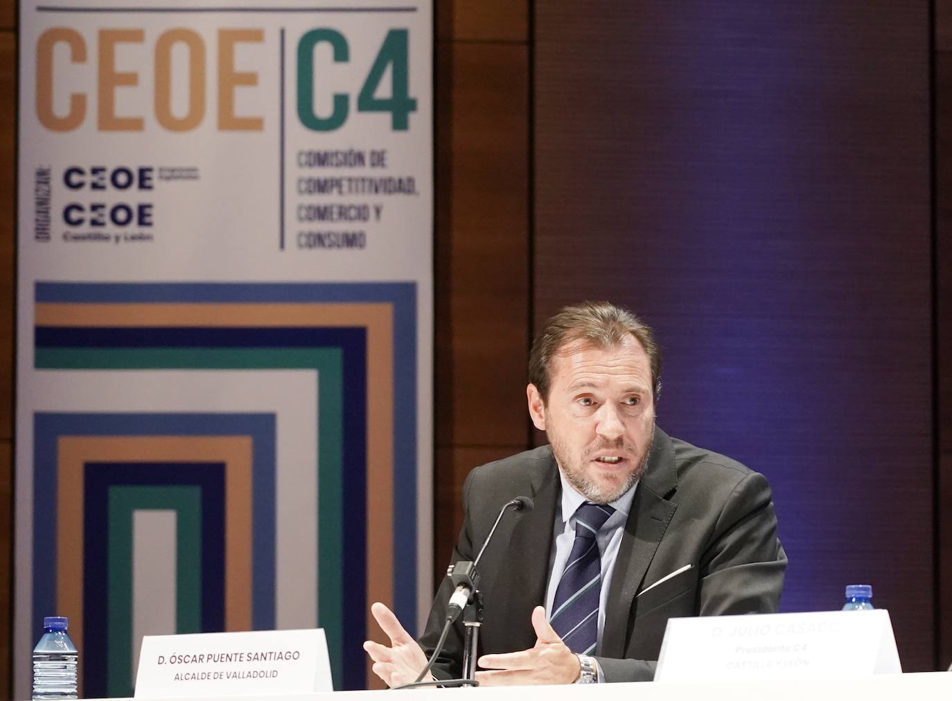 Imagenes del II Encuentro del Comercio C4-CEOE. 