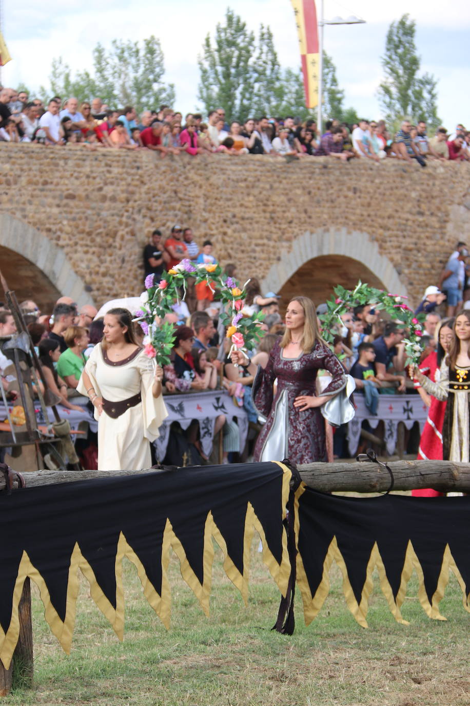 El palenque volvió a cobrar vida y se empapó de caballeros dispuestos a dar batalla ante el Passo Honroso de Hospital de Órbigo.