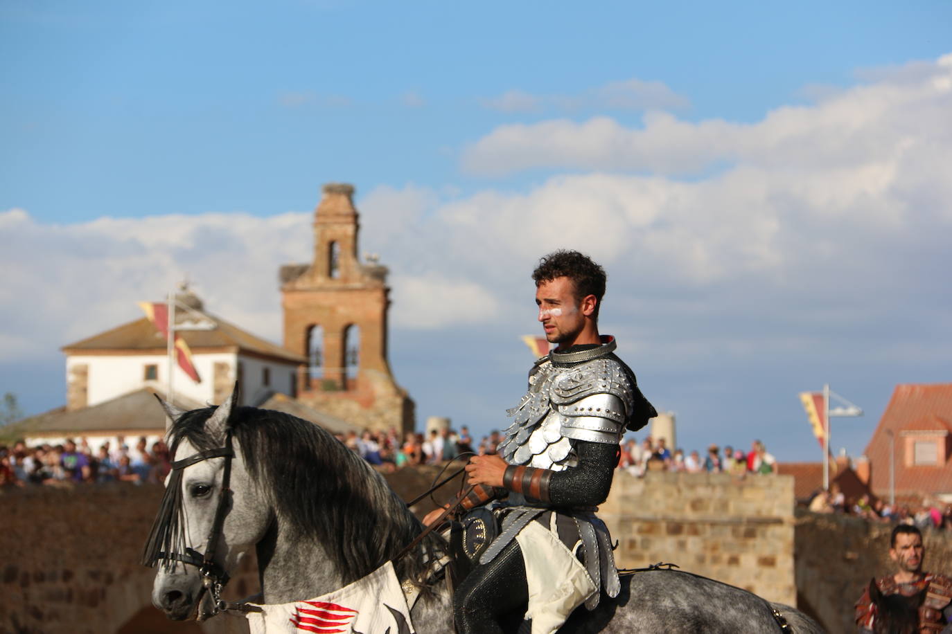 El palenque volvió a cobrar vida y se empapó de caballeros dispuestos a dar batalla ante el Passo Honroso de Hospital de Órbigo.