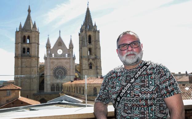 El nuevo presidente de la Asociación de Hostelería de León, Óscar García.