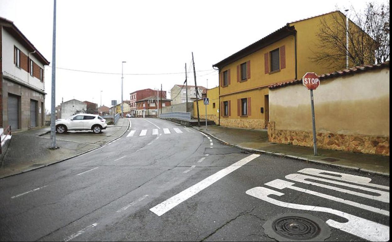 Calles en la pedanía de Armunia, perteneciente al Ayuntamiento de León.