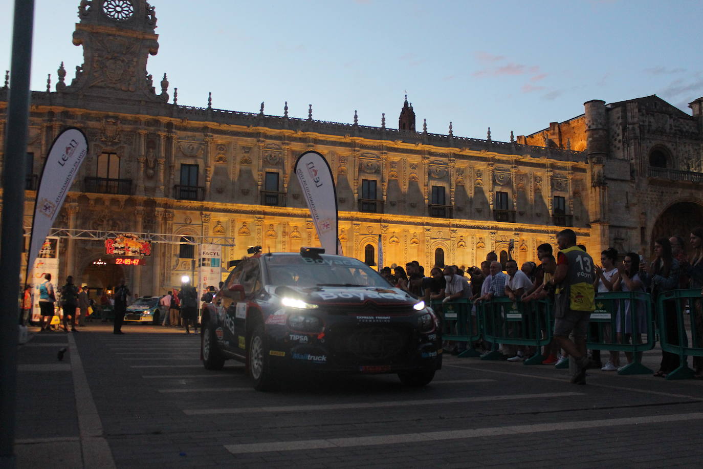 Fotos: Comienzan a rugir los motores en León