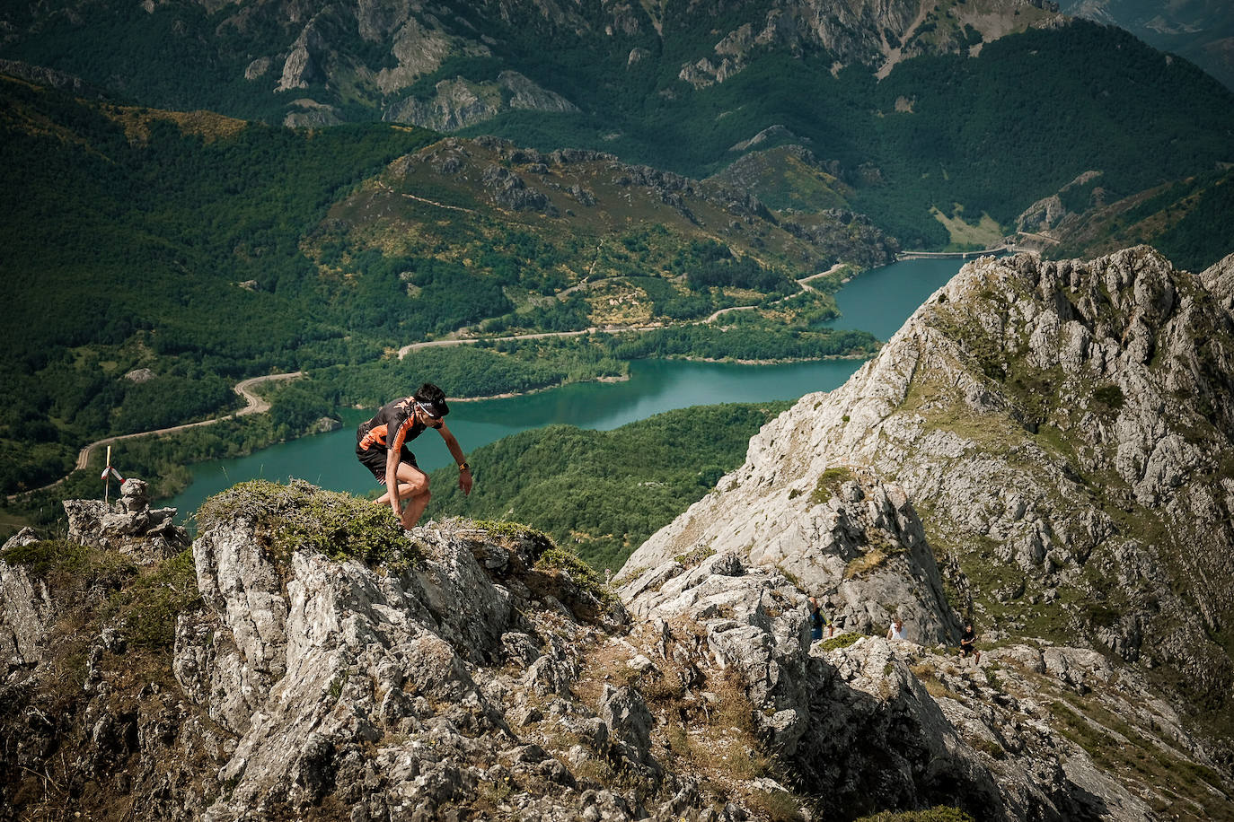 Manole y Sadlo no dan opciones y certifican su triunfo en la Riaño Trail Run con el Gilbo de 'testigo'