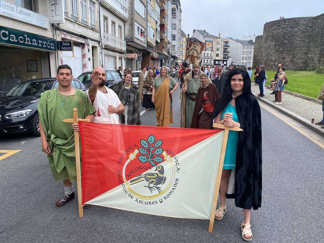 Fotos: Astures y Romanos de Astorga visitan el Arde Lucus en Lugo