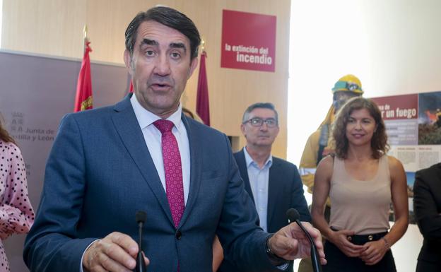 El consejero de Medio Ambiente, Juan Carlos Suárez-Quiñones, este miércoles durante la presentación del operativo de extinción de incendios.