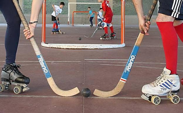 Imagen de archivo de patinadores de Hockey. 
