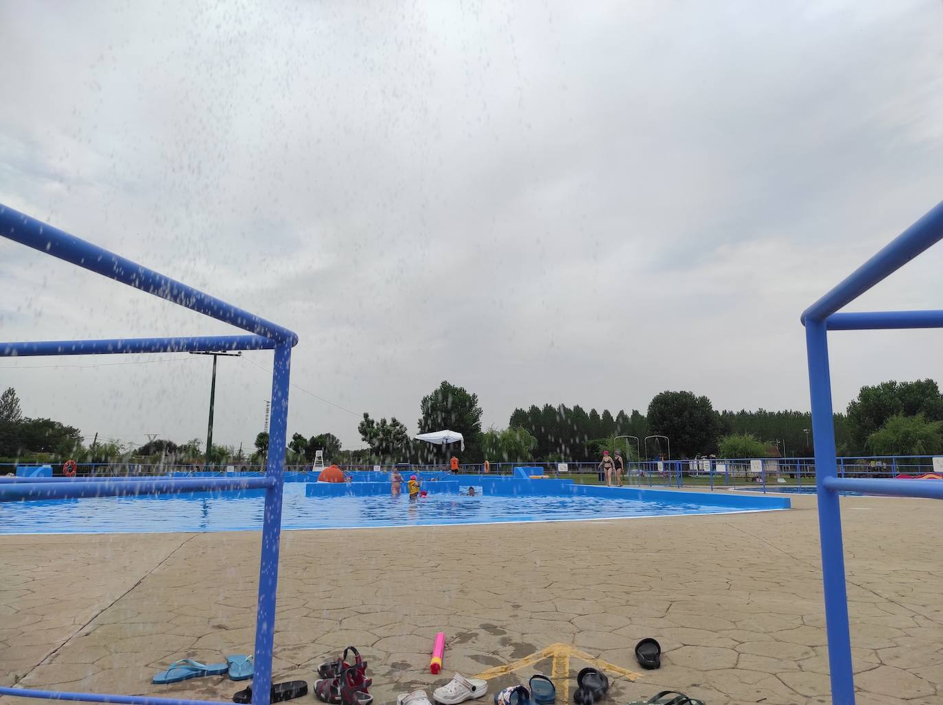 Se encuentran a pleno rendimiento apar acoger a cientos de visitantes que quieran disfrutar del agua para pasar el intenso calor.