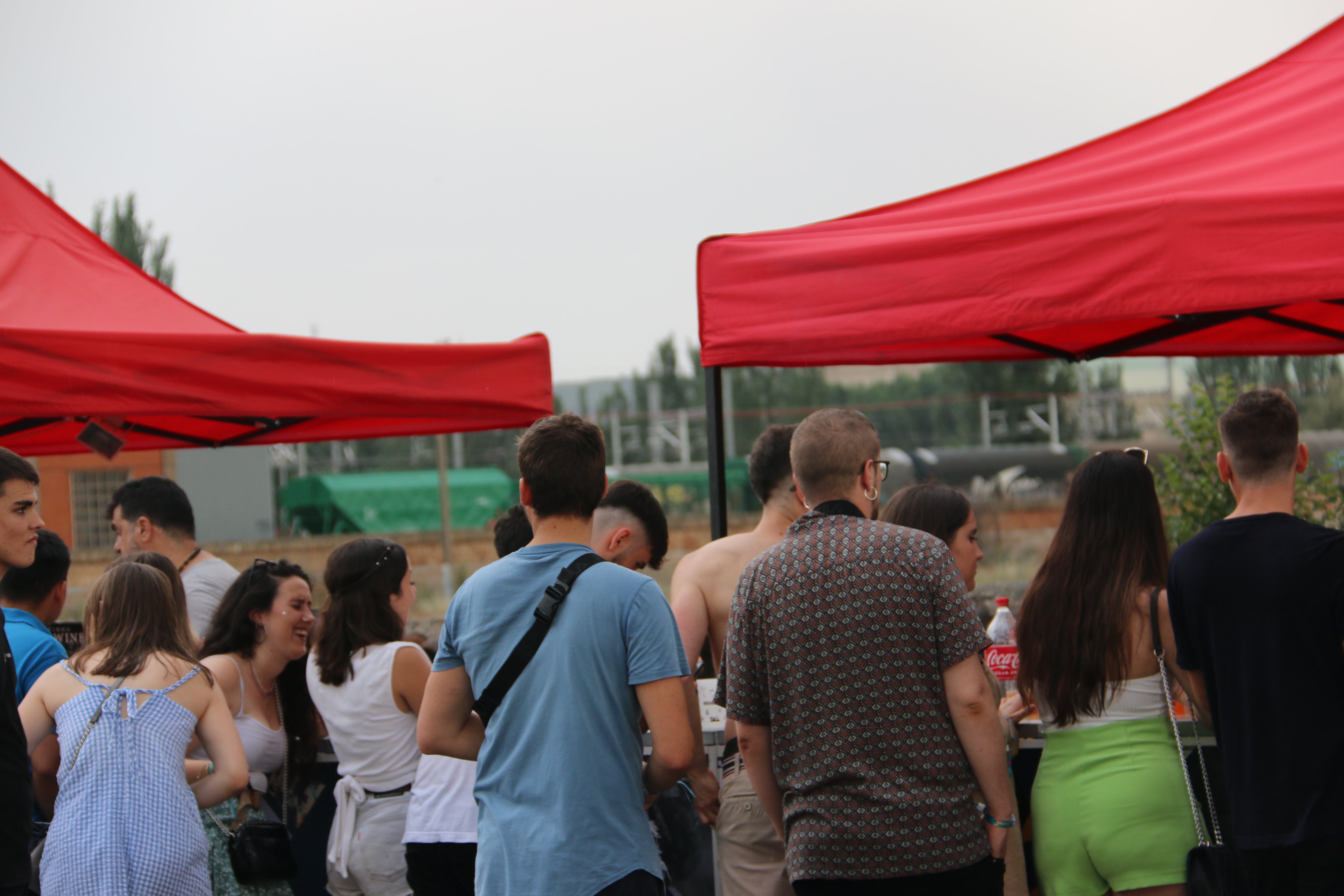 El Monoloco Fest acoge una segunda edición con casi 8.000 jóvenes congregados en el Palacio de exposiciones de León. 