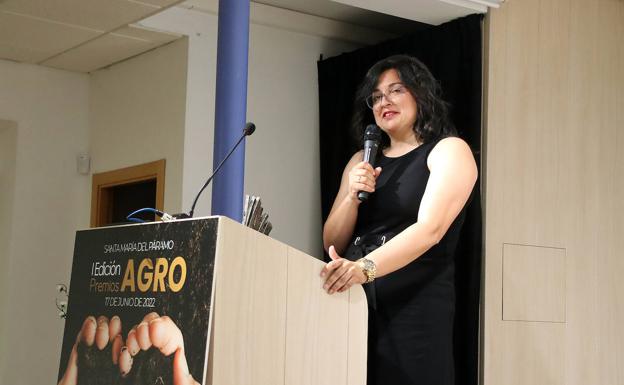 Discurso de Esther Álvarez Fernández, gerente Instalaciones Ganaderas Pellitero en los I Premios Agro León. 