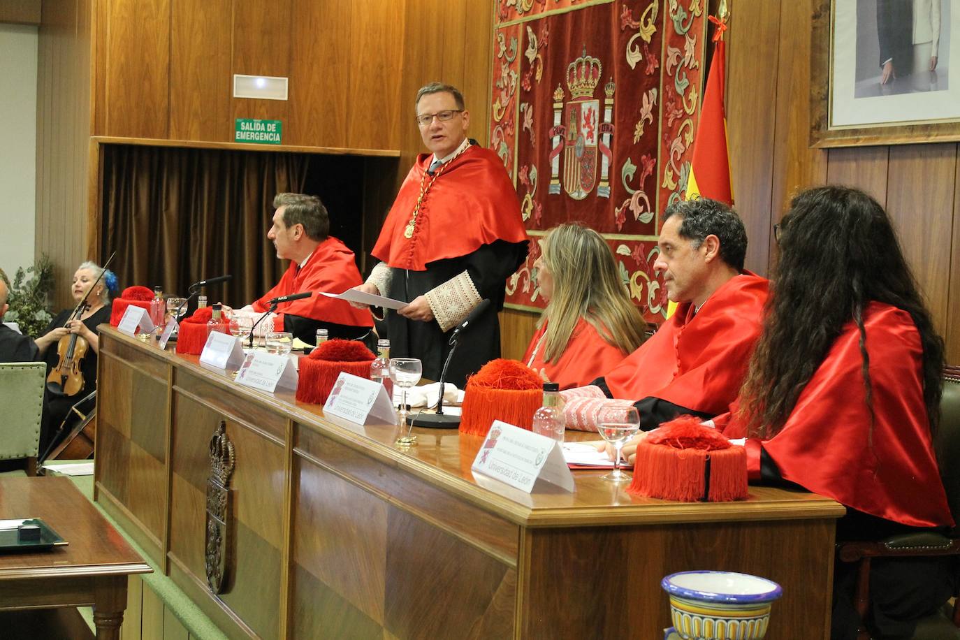 Fotos: Graduación de Derecho en la ULE