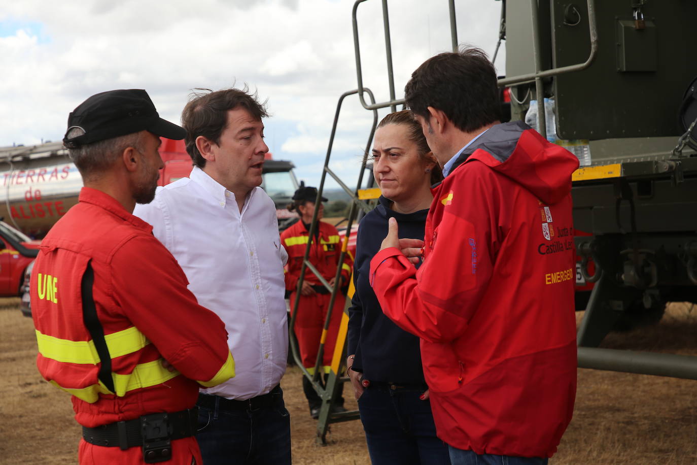 Fotos: Mañueco anuncia desde Sarracín de Aliste (Zamora) un plan especial de recuperación medioambiental y socioeconómica