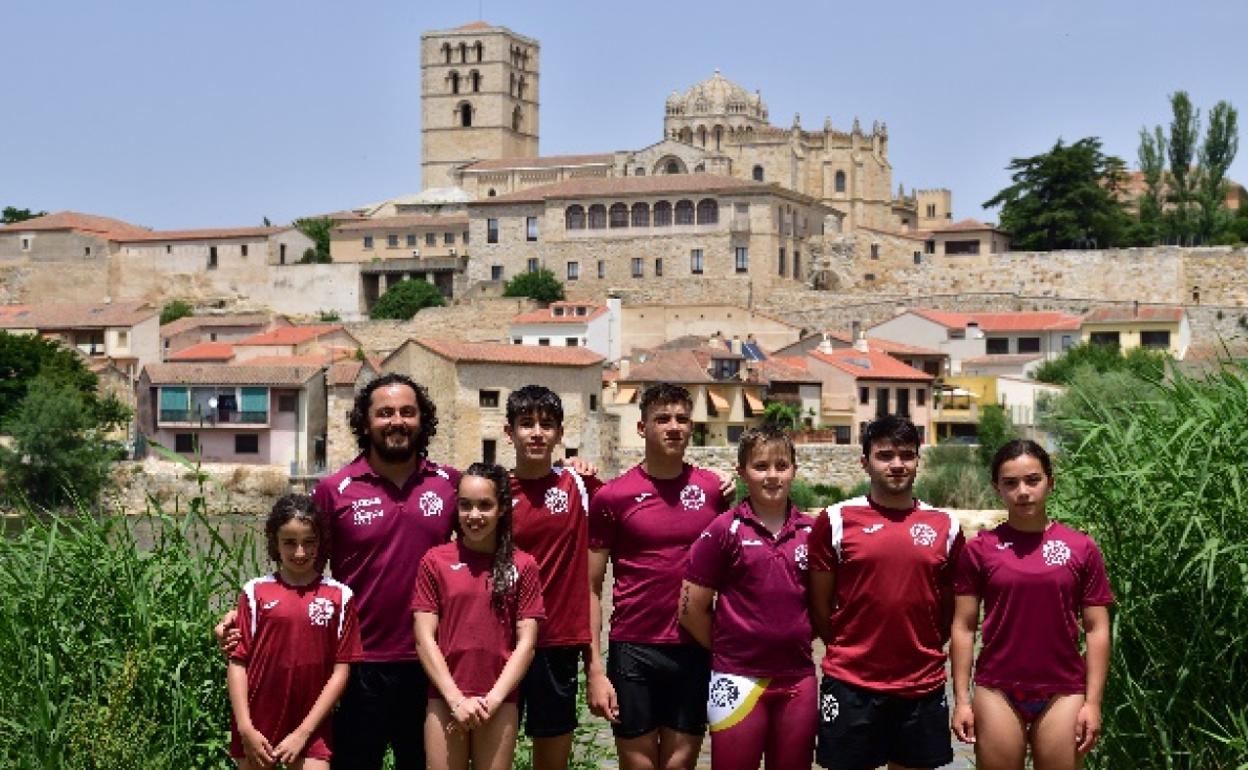 SOS León en una competición en Zamora. 