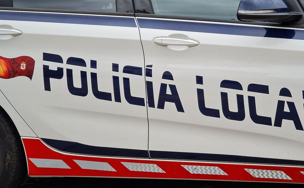 Vehículo de la Policía Local de León.