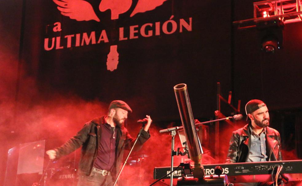 Una variedad de temas de La Última Legión que viajan desde el indie hasta el rock han conquistado a los miles de leoneses. 
