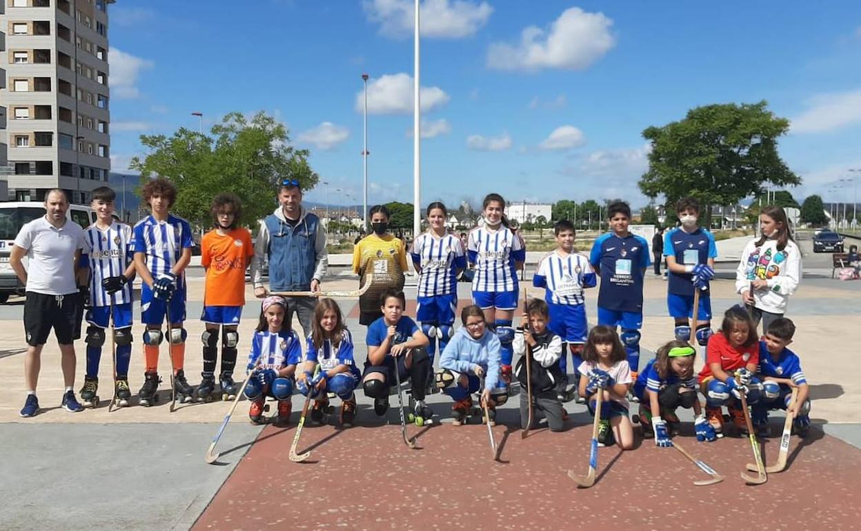 El hockey sobre patines centra una nueva jornada de 'Deporte en la calle' de Ponferrada