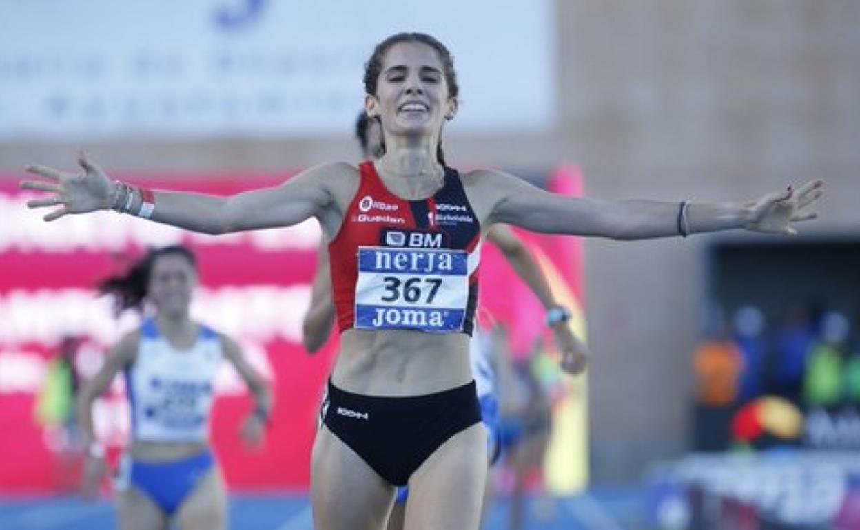 Marta García fue la campeona del 5.000 metros.