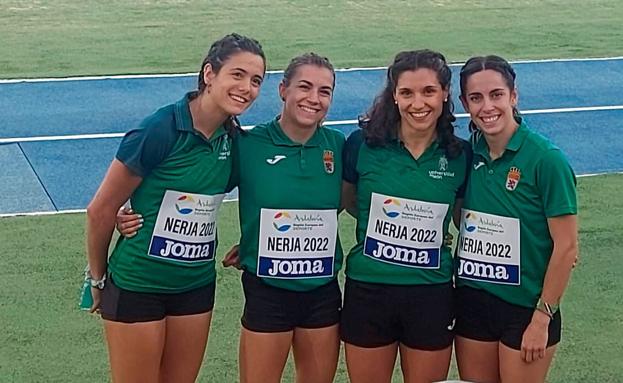 Imagen del equipo 4x400 del Sprint León. 