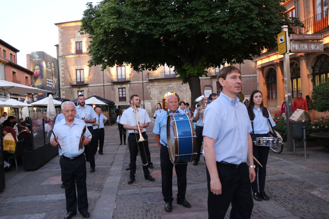 Recitación del recorrido literario Memorial Miguel Delgado. 