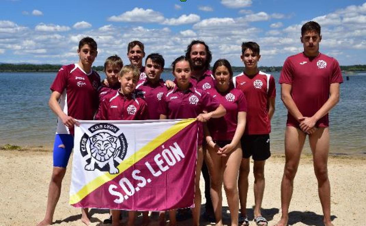 Participantes del equipo leonés en el campeonato autonómico de verano de salvamento.