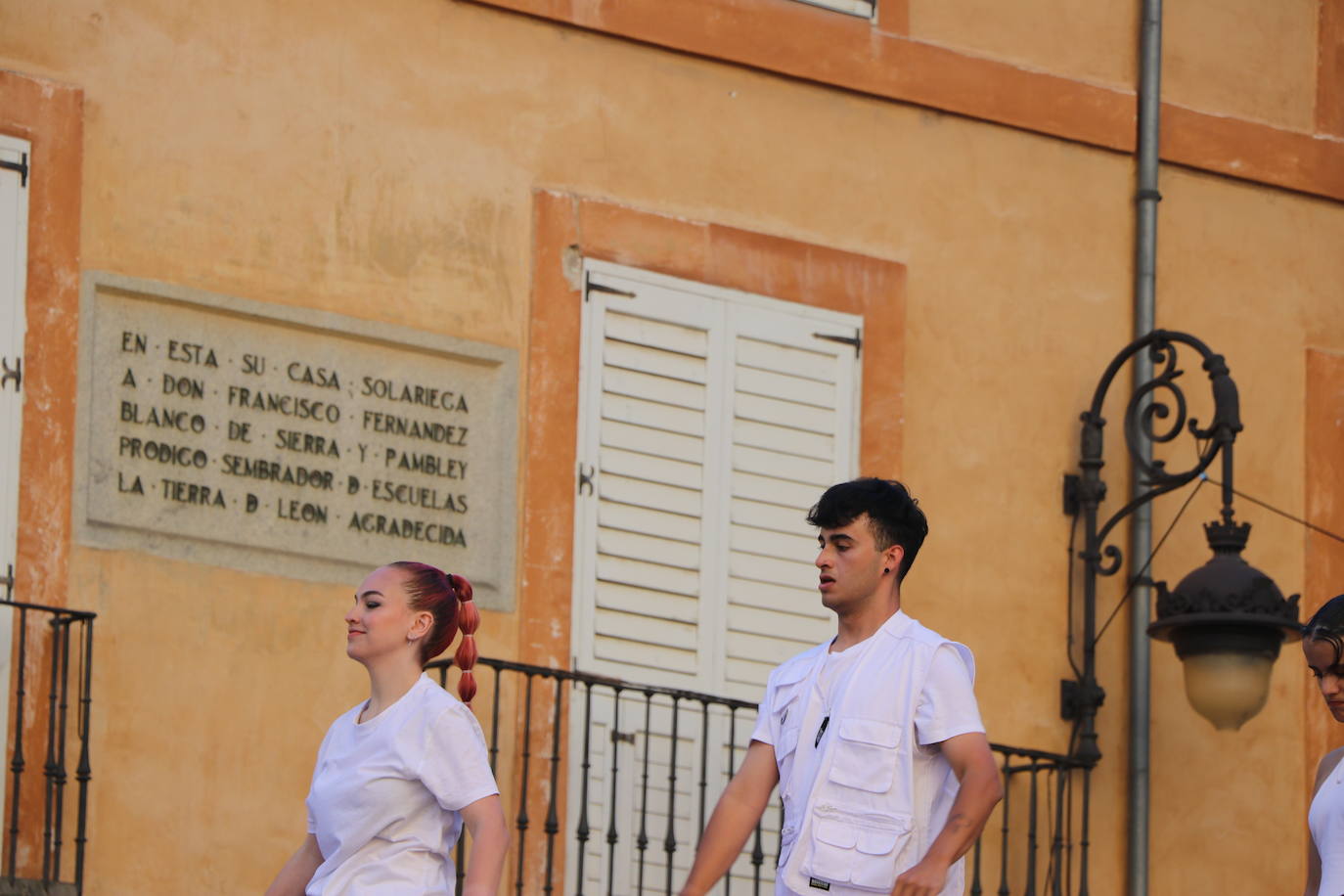 Actuación de Cras Dance en León. 