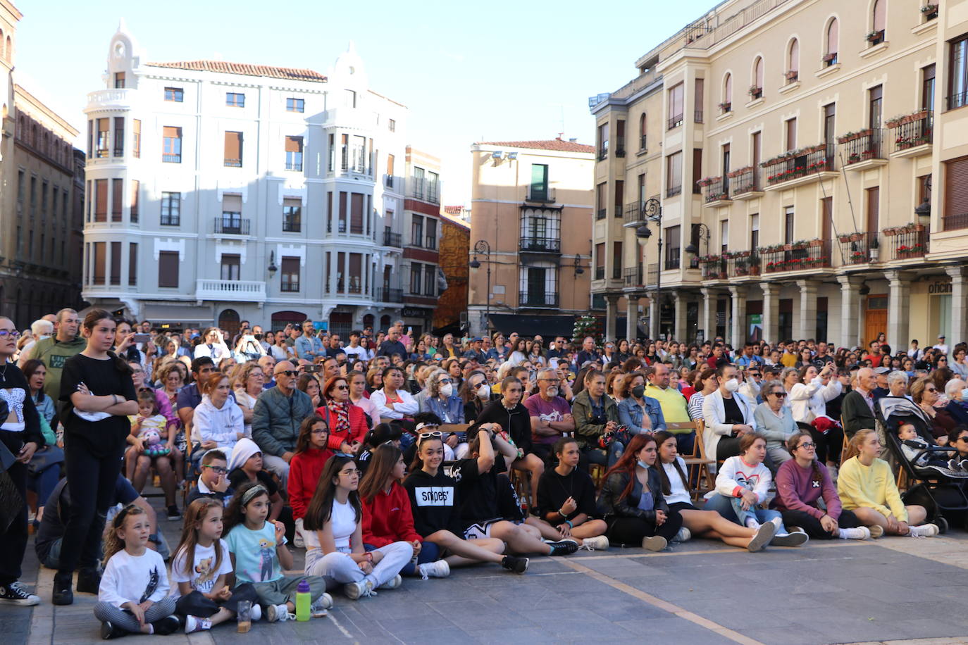 Actuación de Cras Dance en León. 