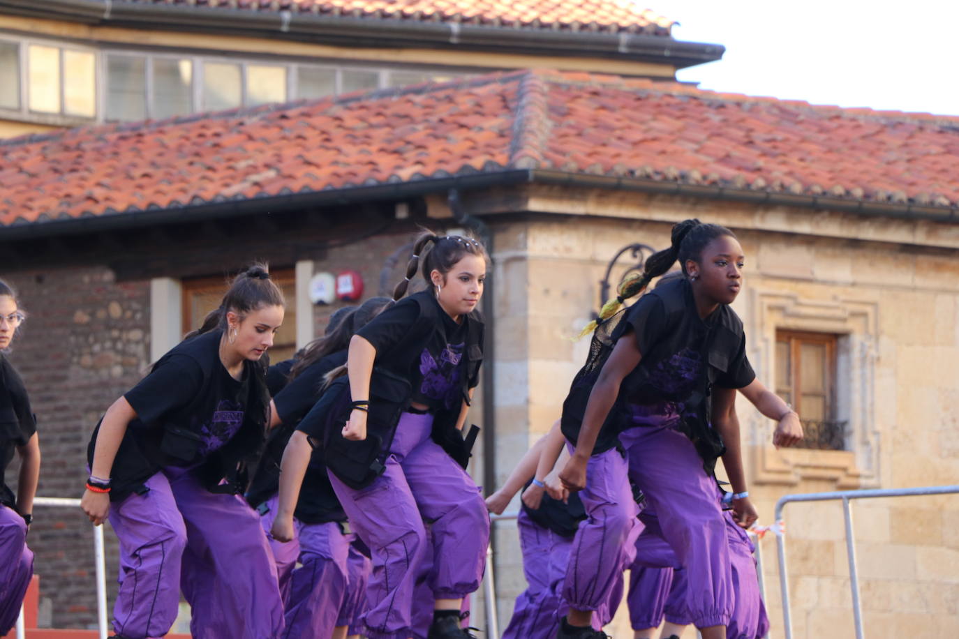 Actuación de Cras Dance en León. 