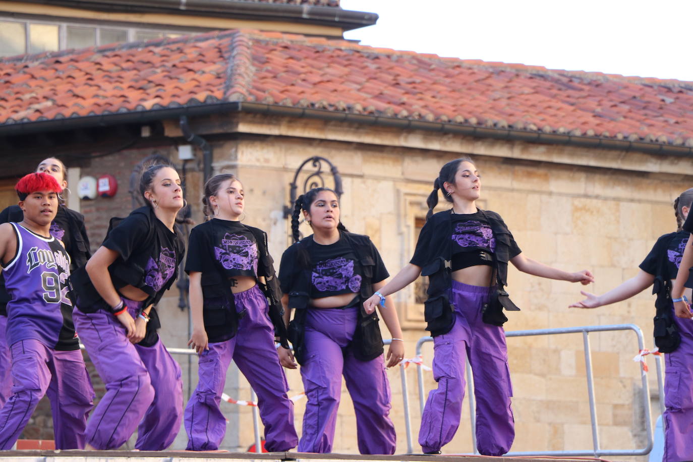 Actuación de Cras Dance en León. 