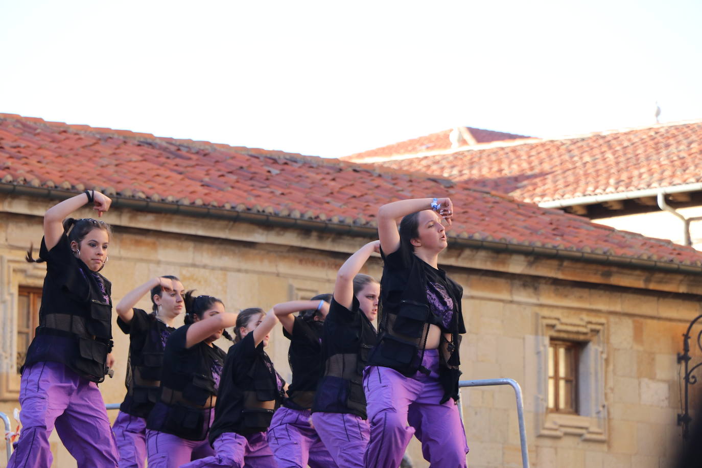 Actuación de Cras Dance en León. 