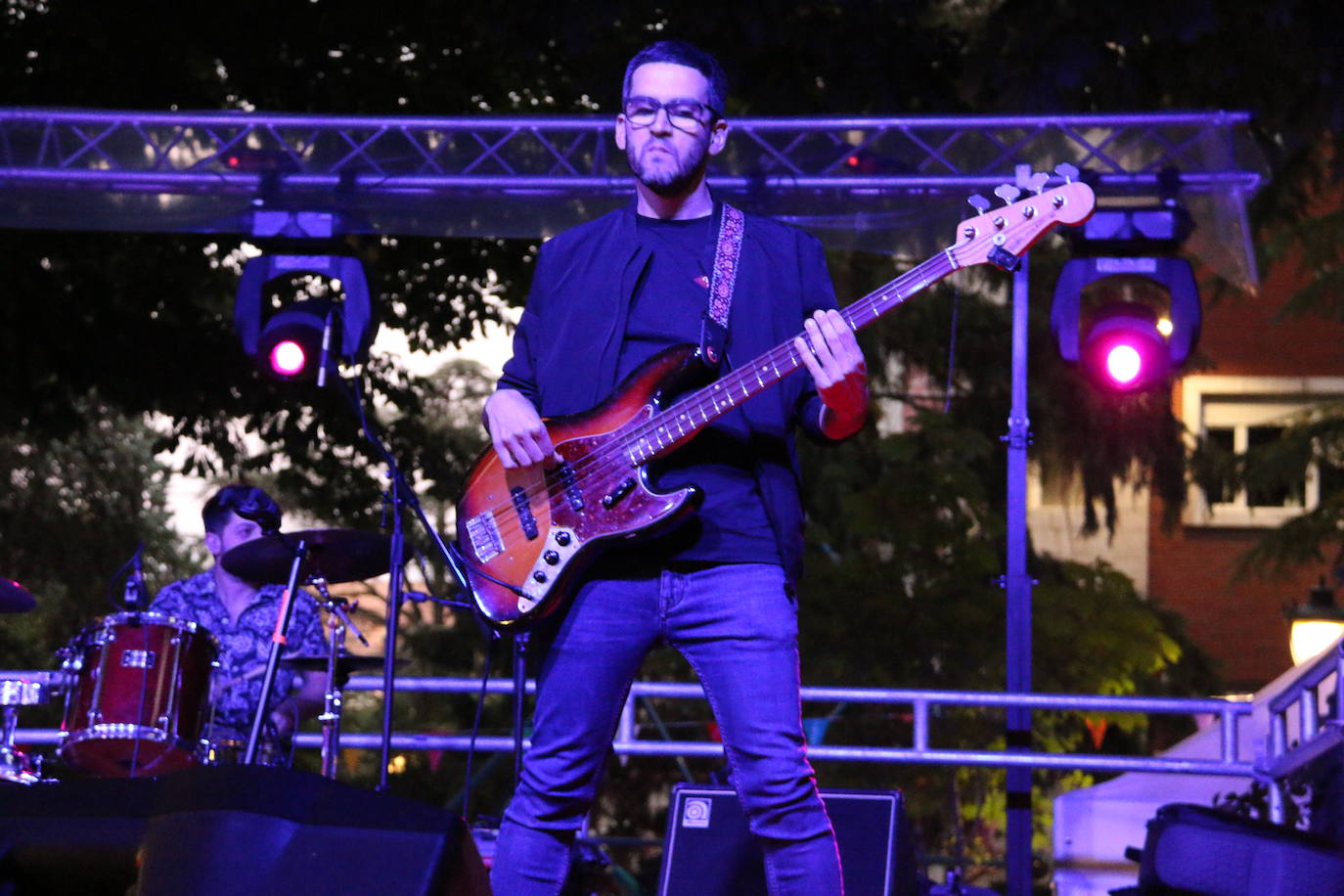 La leonesa Nadia Álvarez durante el concierto del Come y Calle enmarcado dentro de las fiestas de San Juan y San Pedro de León