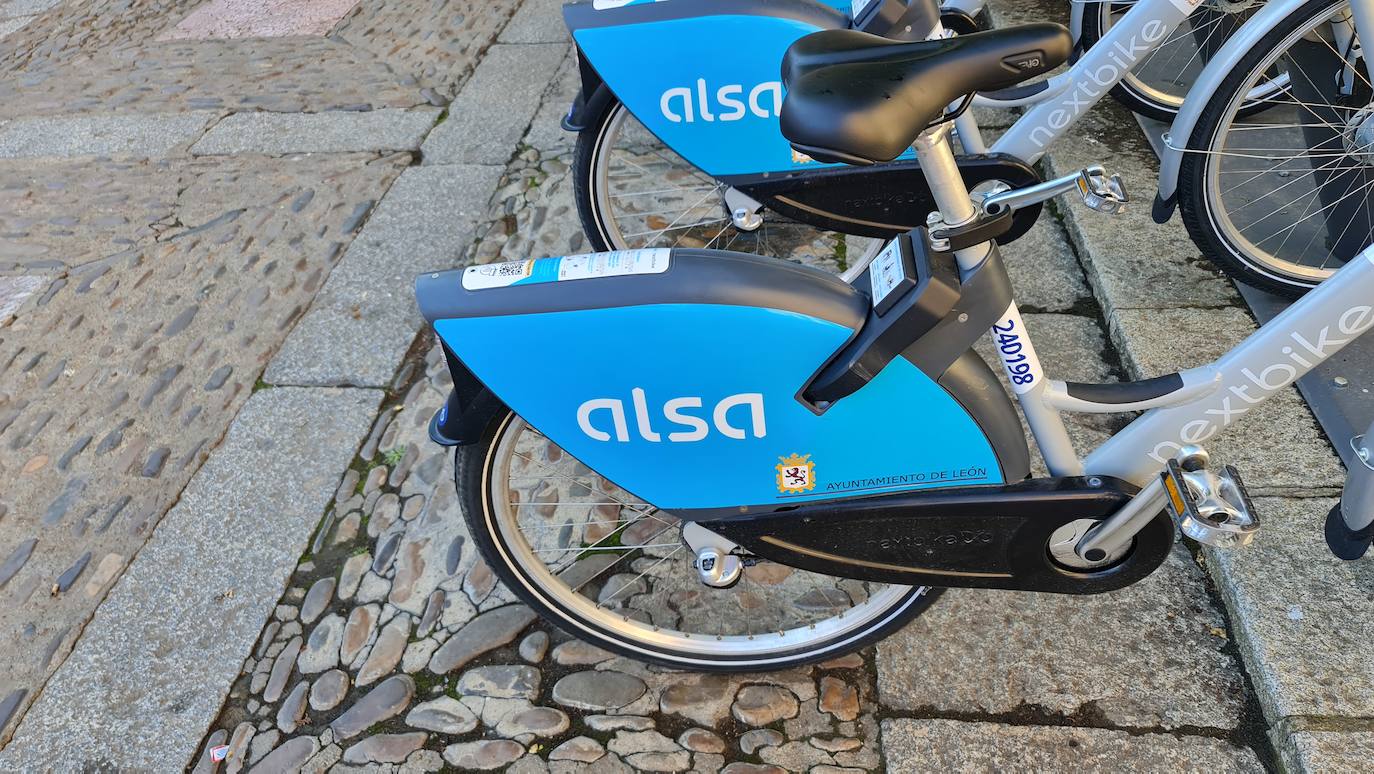 Casi 10.000 usuarios han apostado por el servicio de préstamo de bicicletas en los dos primeros meses de funcionamiento