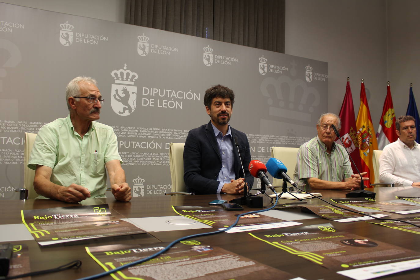 Actuaciones y presentación de la tercera edición 'Bajo Tierra'. 