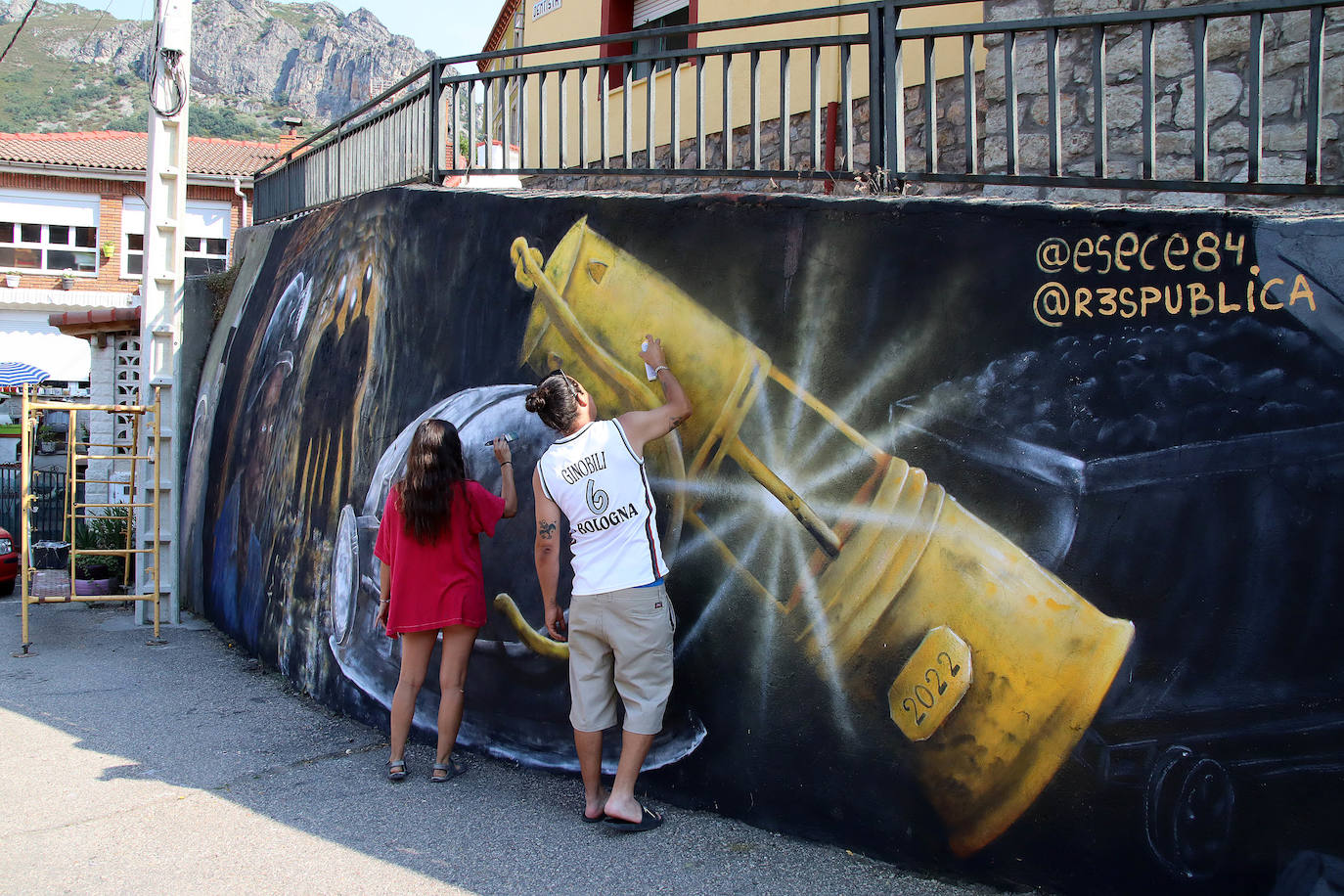 Mural dedicado a la minería en Santa Lucía de Gordón