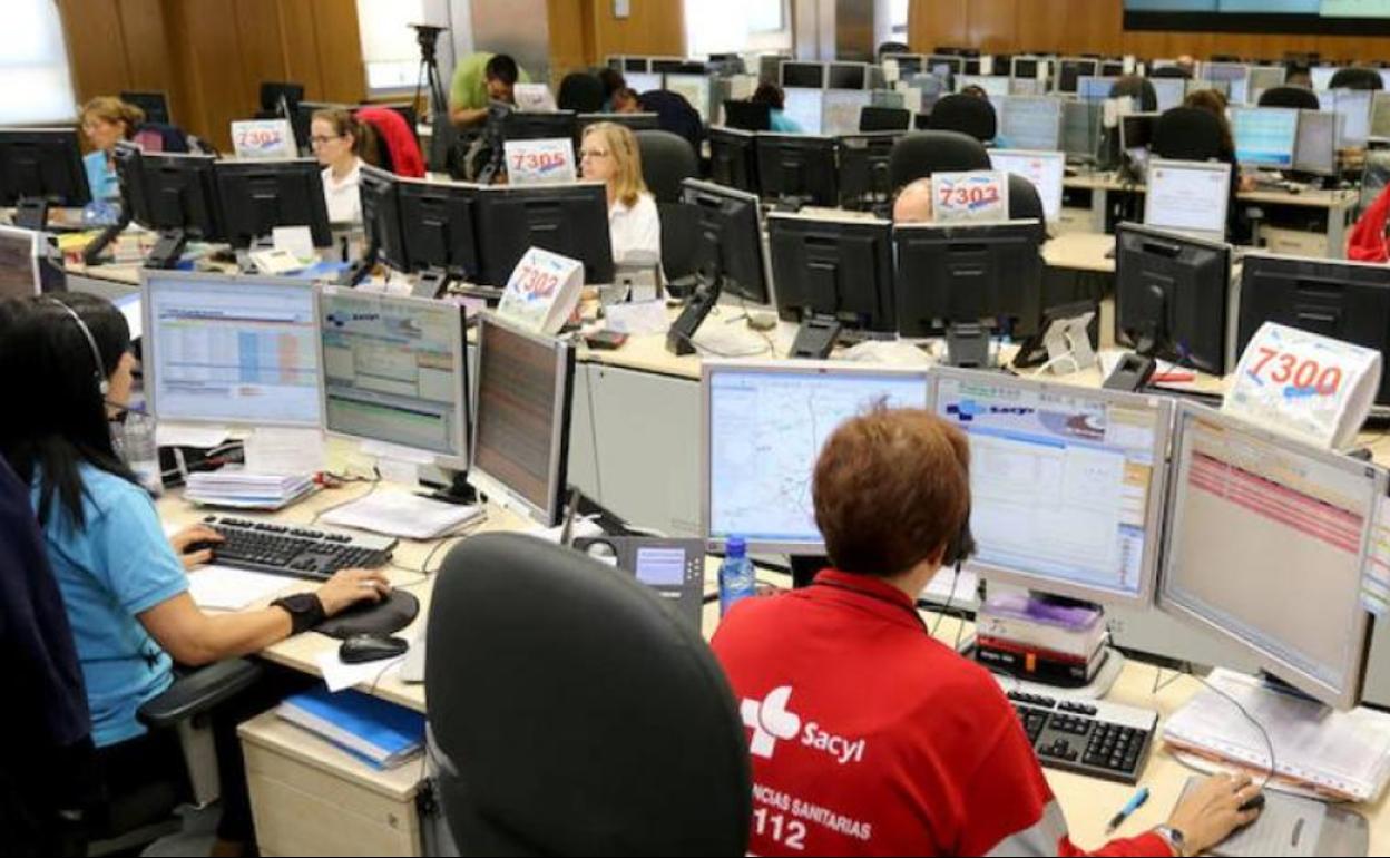 Sala de Emergencias del 112 donde se recogen las llamadas de avisos.