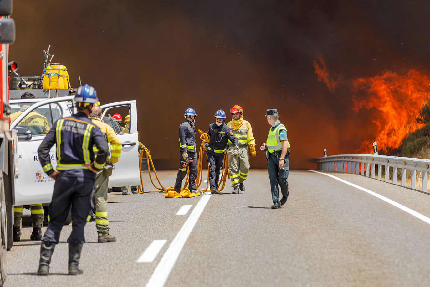 Imagen de uno de los incendios producidos en Castilla y León este viernes. 