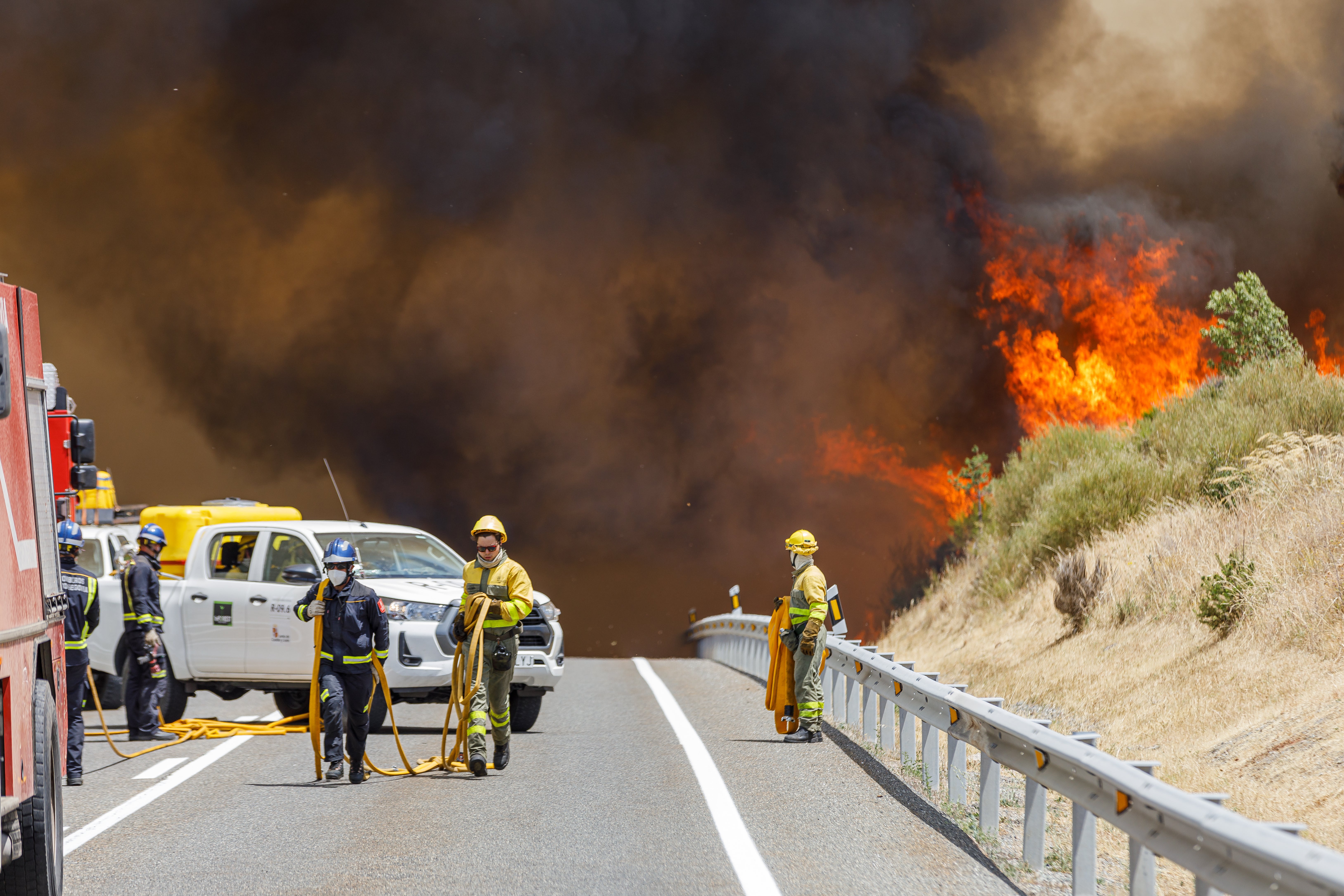 Imagen de uno de los incendios producidos en Castilla y León este viernes. 