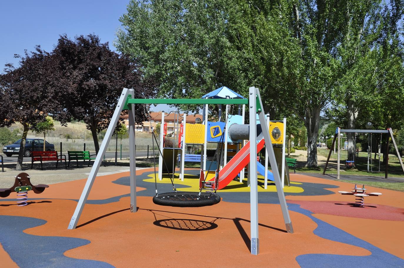 Remodelado integralmente el parque infantil Vallezate – Ayuntamiento de  Valencia de Don Juan