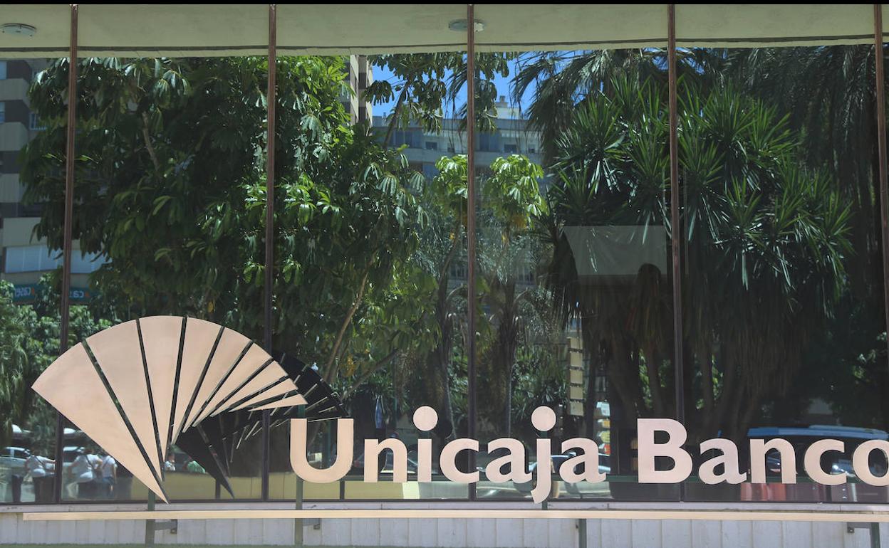 Unicaja Banco ganó 165 millones en el primer semestre del ejercicio, un 62% más que un año antes