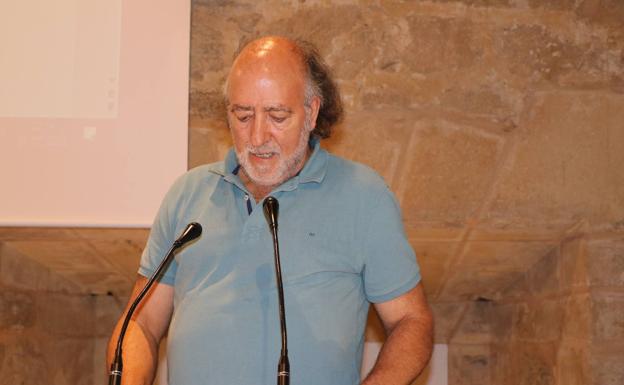 Galería. Presentación de la plataforma 'León Primero' en el Palacio Conde Luna.