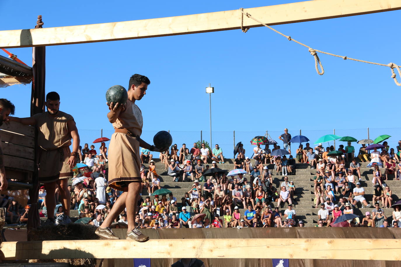 Lucha entre Astures y Romanos en el Anfiteatro de Asturica Augusta. 