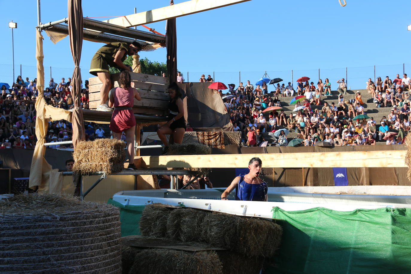 Lucha entre Astures y Romanos en el Anfiteatro de Asturica Augusta. 